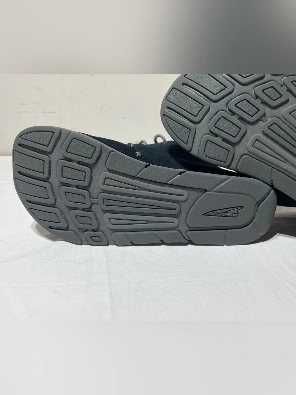 Altra desert chukka